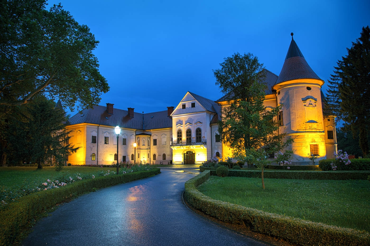 Spirituelles Bildungszentrum Marijin dvor, Lužnica